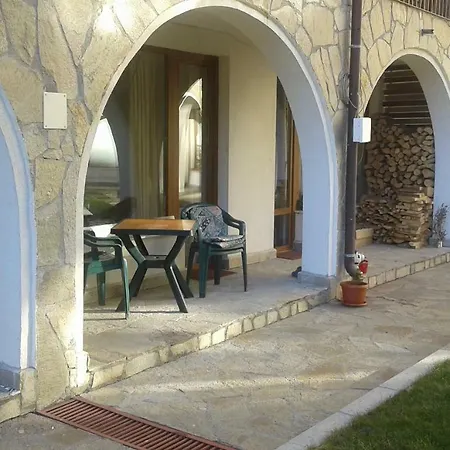 Apartament Манастира *